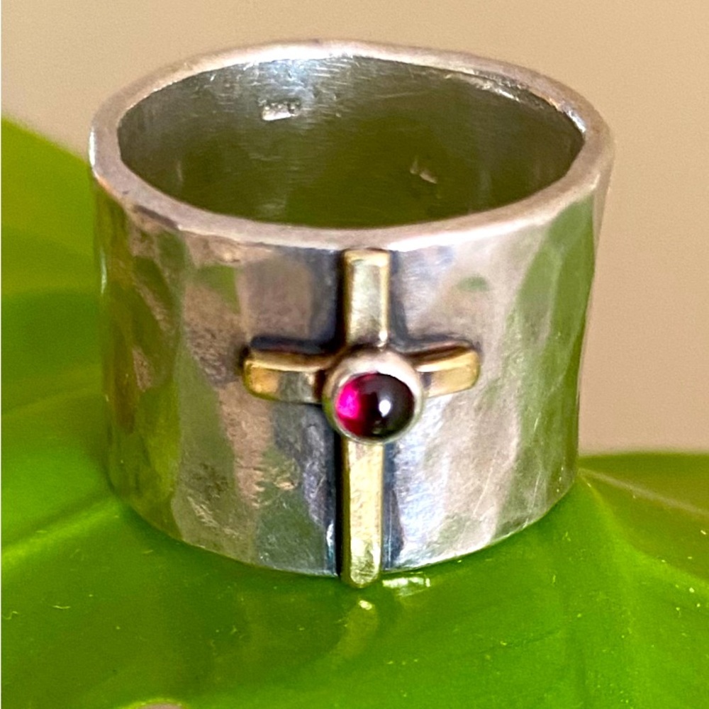 Sundance Cathedral Ring, hammered silver (925) ring with a gold cross and ruby.